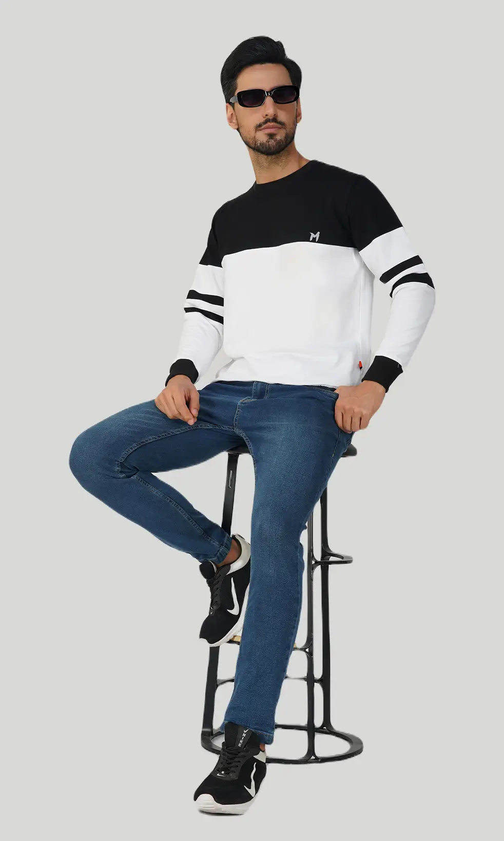 Men's Winterwear ColorBlocked Sweatshirt - Black & White